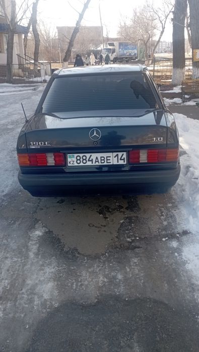 Е190 1.8об  в хорошем состояние