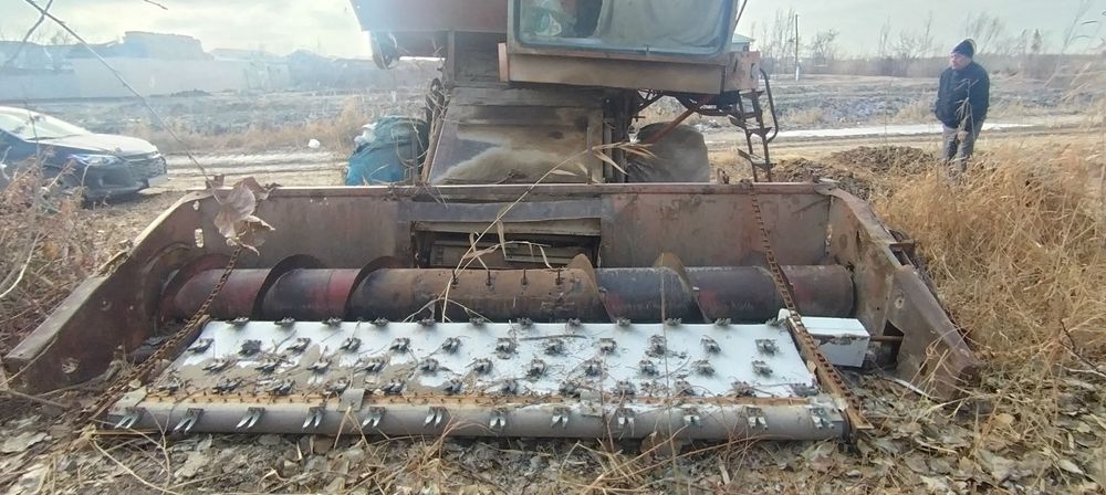 Комбайн Енисей. Сотилади холати зор