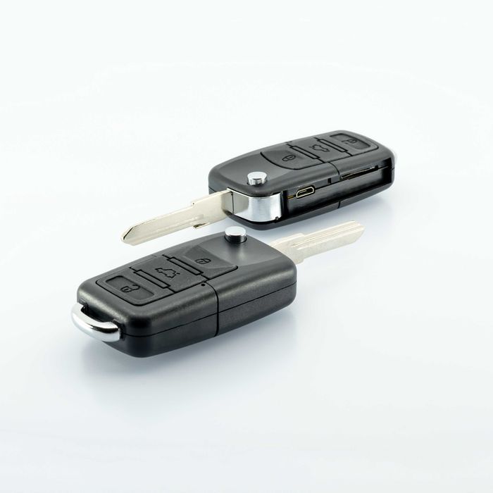 Cheie Auto GSM cu casca de copiat - Raspuns Automat la apel | fara fir