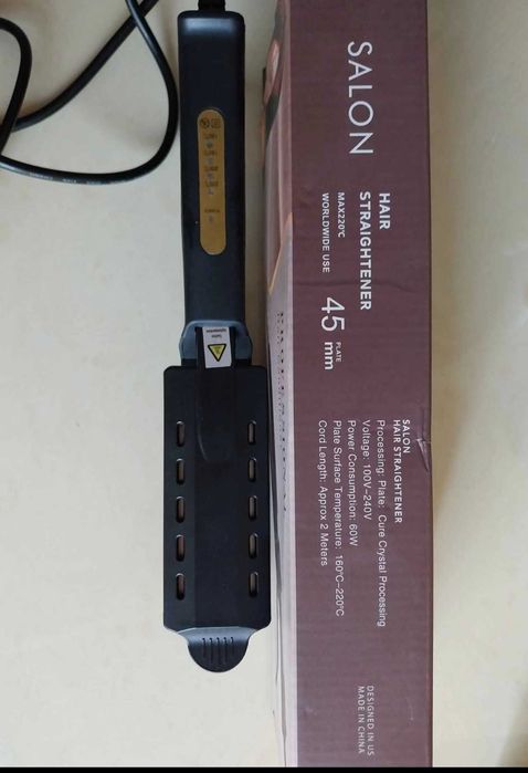 Преса за изправяне, Сешоар,четка 5 в 1