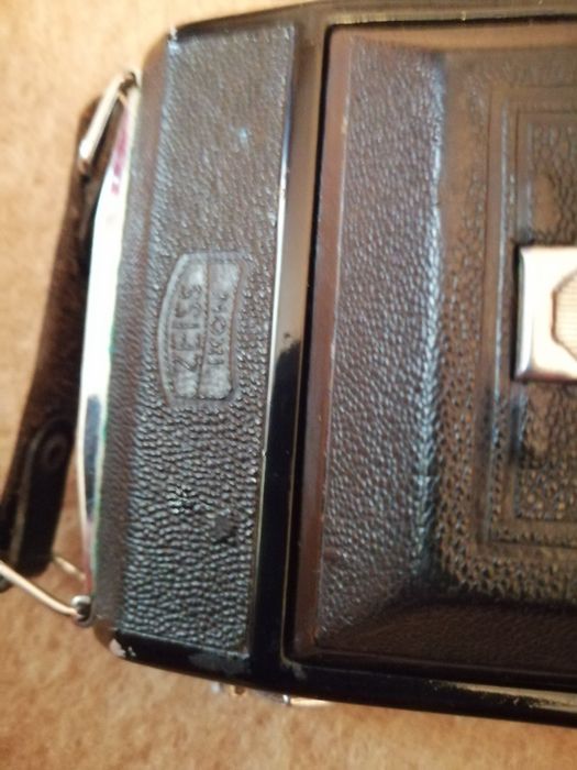 Антикварен фотоапарат Ikon