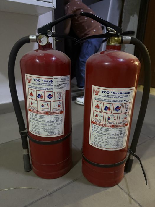 Огнетушители продам 2 шт