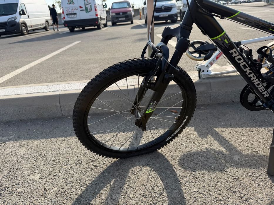 Bicicletă Rockrider + trotinetă Oxelo – se vând împreună sau separat