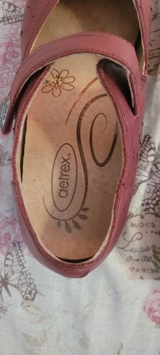 Ортопедични дамски обувки Aetrex