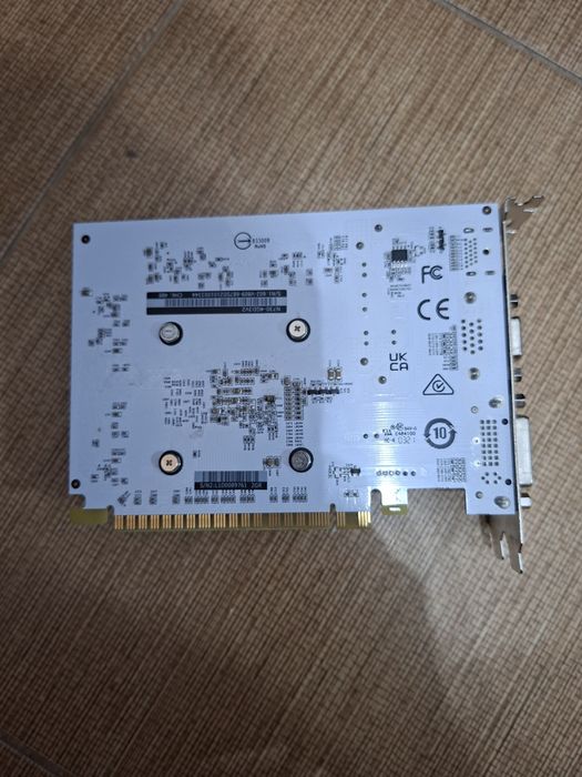 Placa video  MSI 4GB DEFECTA