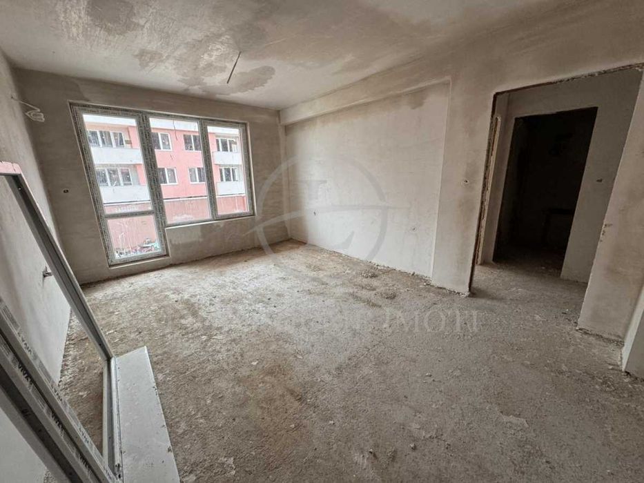 Реф. 2575 Двустаен с АКТ 14 / Остромила