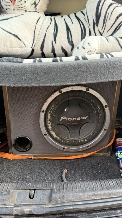 Vand subwoofer pioneer 1000 watts