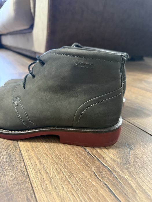 Ghete piele ECCO