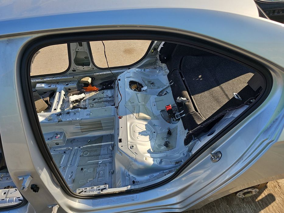 Cheder usa stanga spate Skoda Superb III (3V3) [Fabr 2015-prezent] OEM