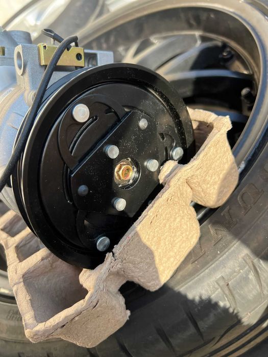 Компресор за климатизация за Audi А4 А6 Skoda SuperB  VW Passat