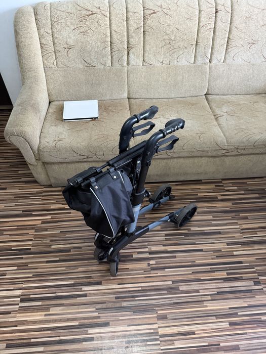 Cadru deplasare batrani dizabilitati din aluminiu cu suspensie