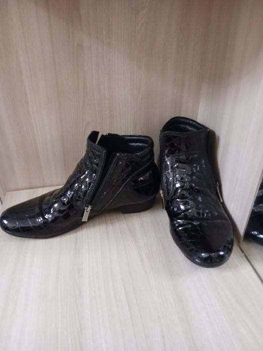 Ботинки весенние женские