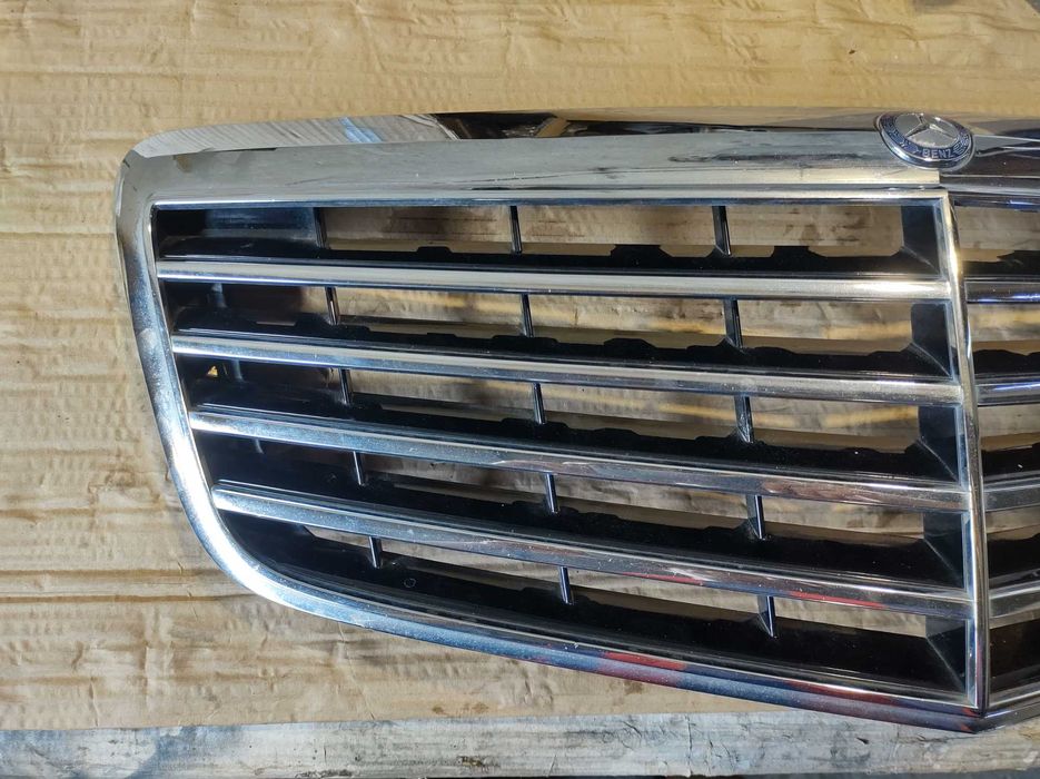 Радиаторна Решетка/Маска Mercedes E class W211 V6 4matic Tmodel OM642