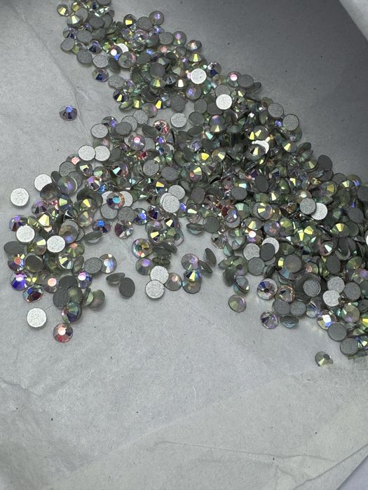 Декорации/бижута  за маникюр.