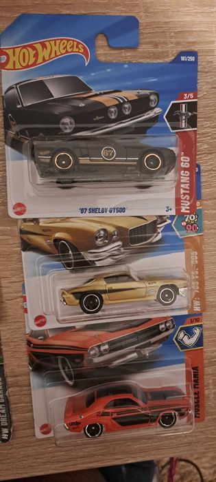 Hot wheels muscle cars