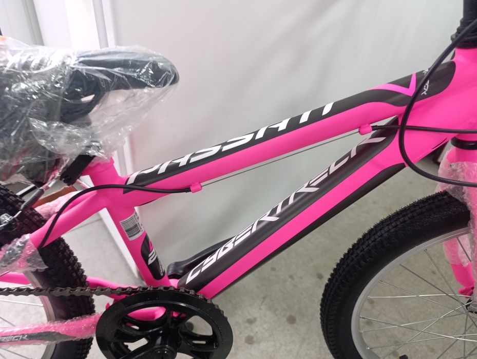 Ново!!! Детско колело 20 MTB CYBERTRECK GIRLS - 6 СКОРОСТИ
