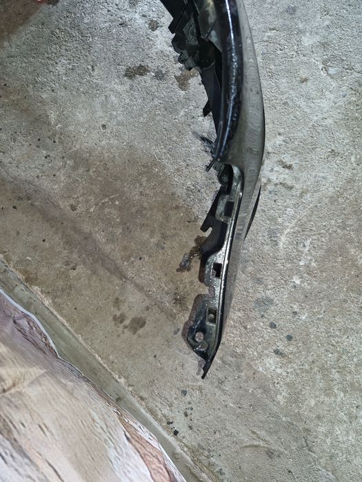 Bara fata AUDI A3 – 8V3807437DE