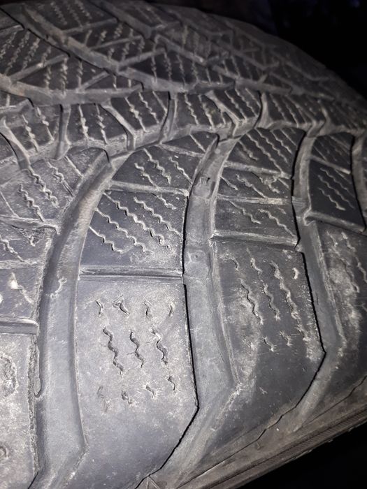 Зимни гуми KUMHO 225/45/18 (коментар на цената)