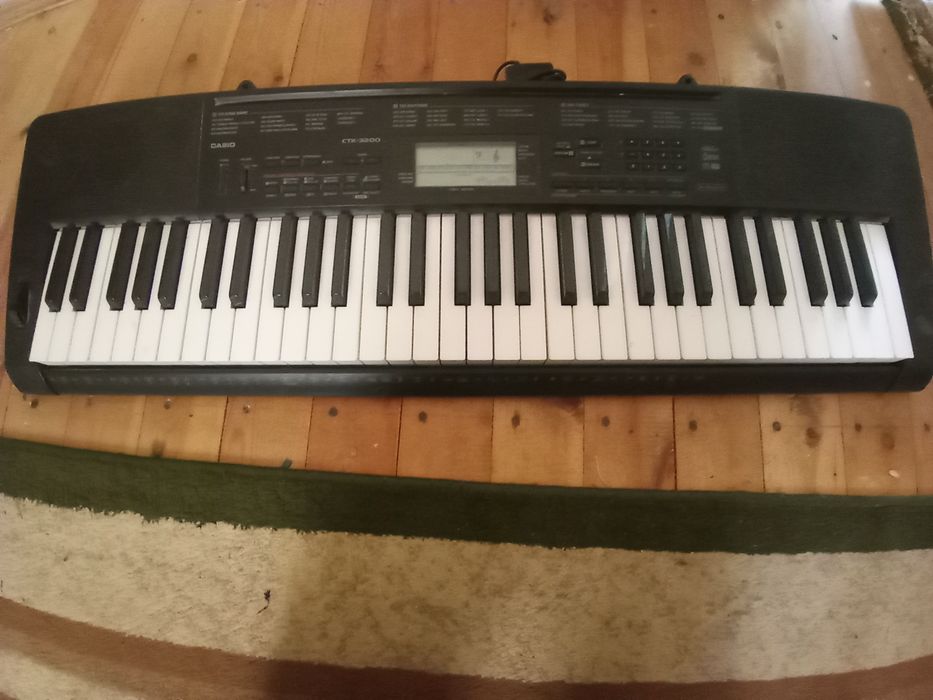 Sintizatir Sotiladi ctk-3200