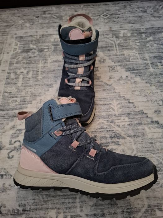 Ghete Dechatlon marime 33