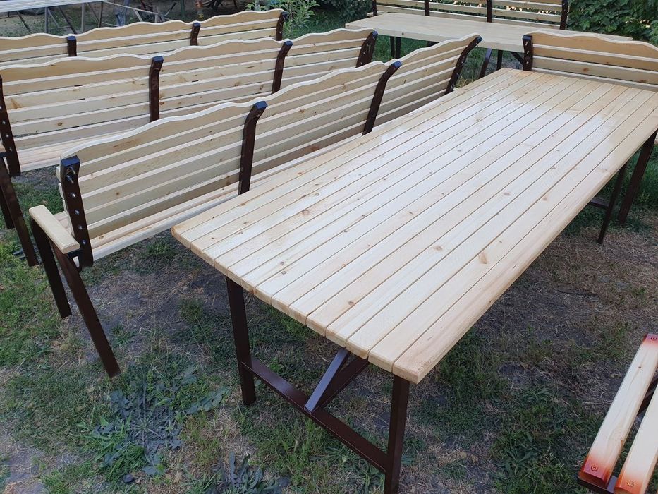 Dachniy stol stul sehdan