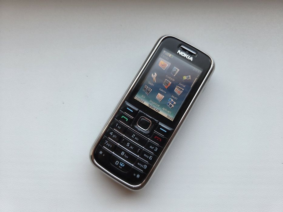 Nokia 6233 cu doua difuzoare