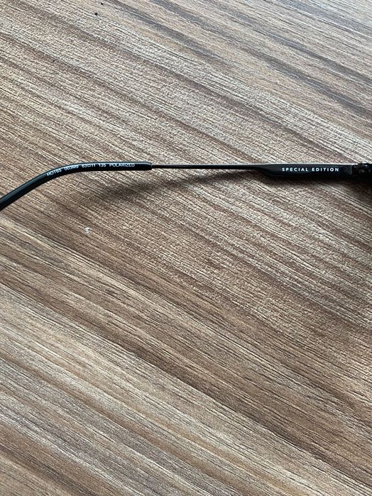 Продавам очила carrera оригинални
