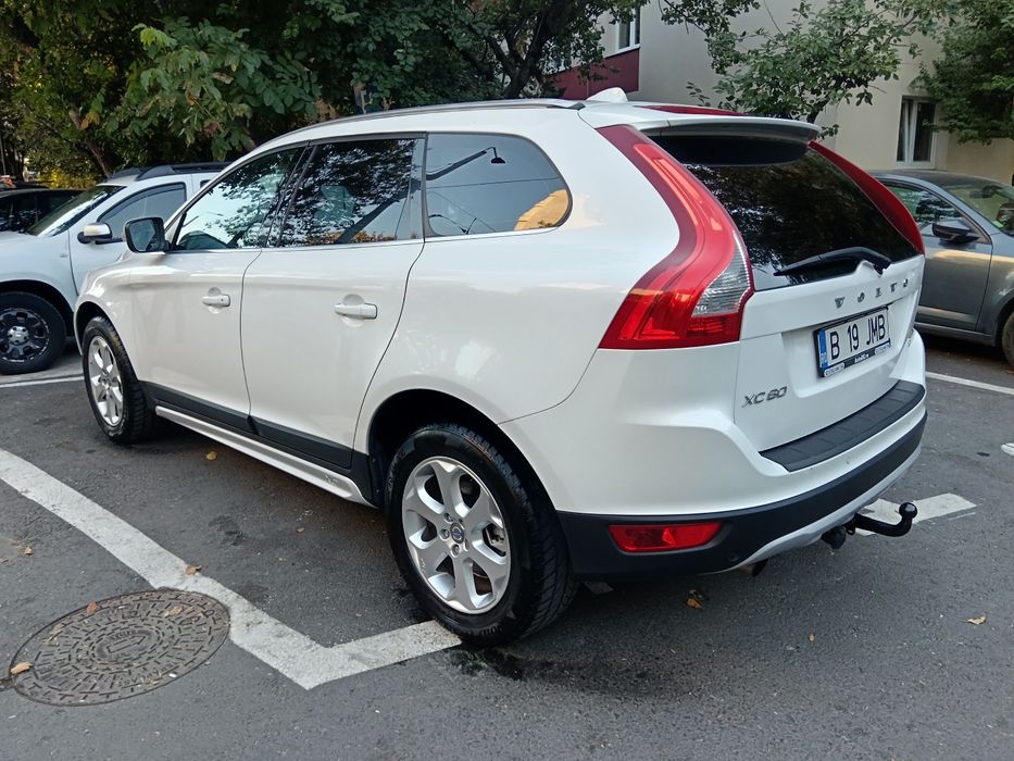 VOLVO XC60 2012 — imagine 4