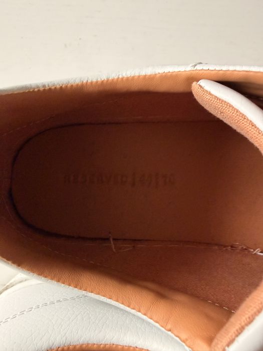 Reserved кожени кецове