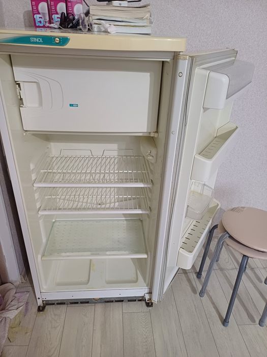 Продам холодильник