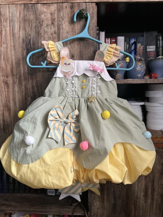 Продам платье на девочку