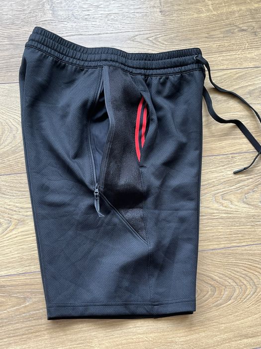 NIKE Therma Flex Showtime Basketball Shorts - Нови размер М / Оригинал