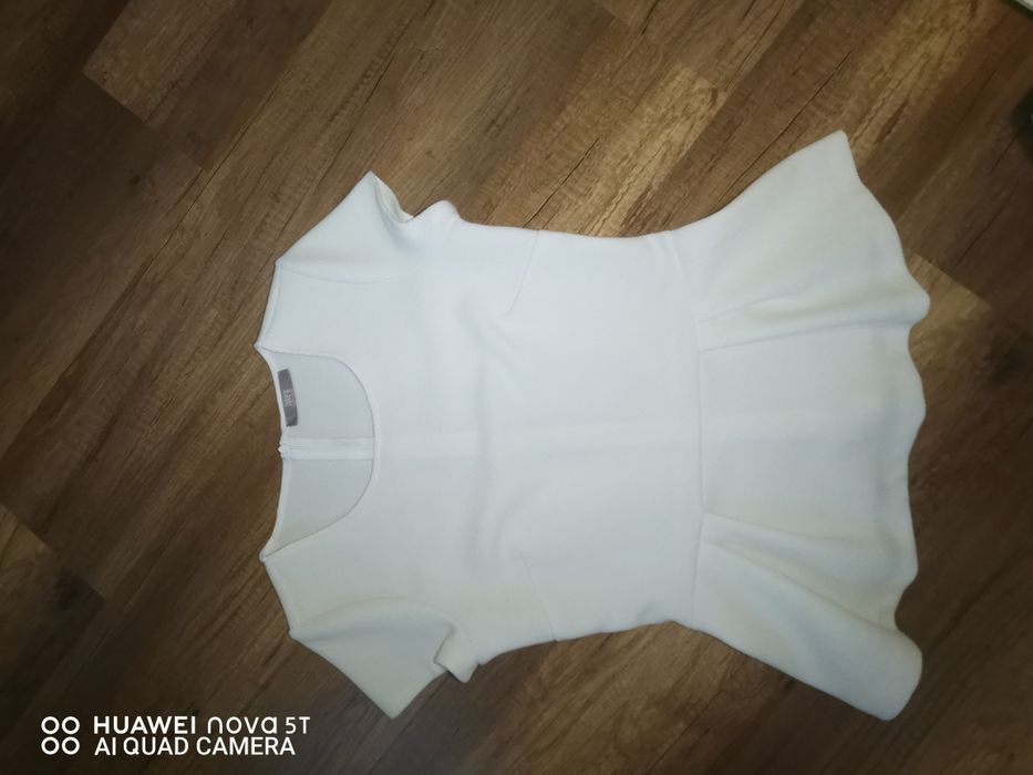 Top peplum din țesătură groasa