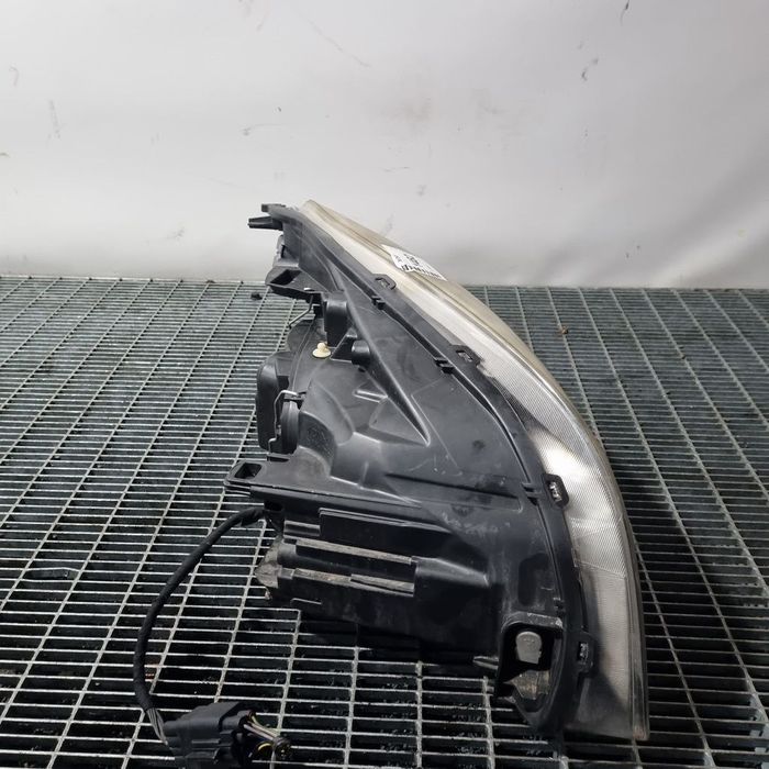 Far Stanga Volvo XC60 2008 - 2013 SUV 4 Usi (1482) Xenon