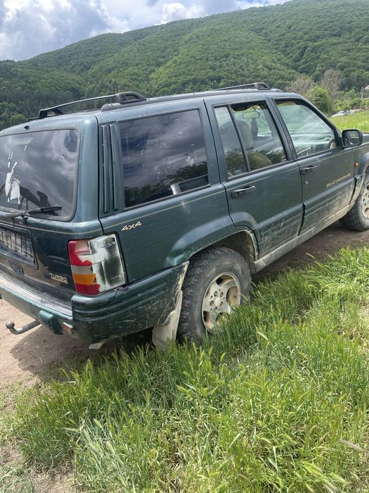 Grand Cherokee ZJ 2.5vm за части