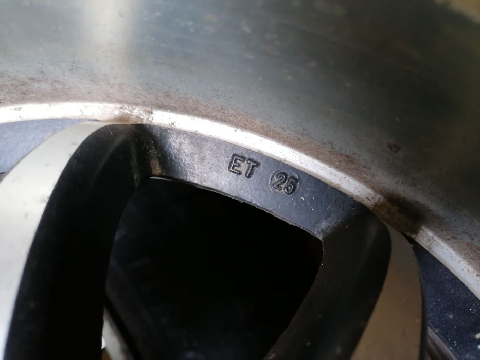 Джанти 15 4х100 със нови гуми