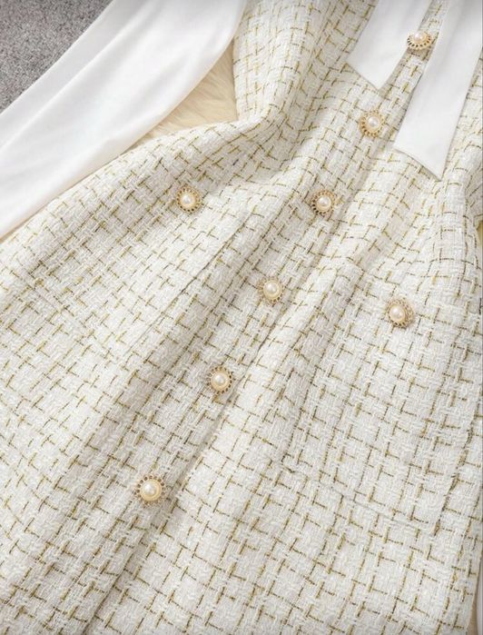 Елегантен дамски костюм