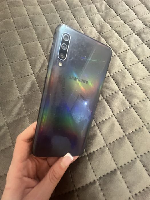 Продам самсунг А50