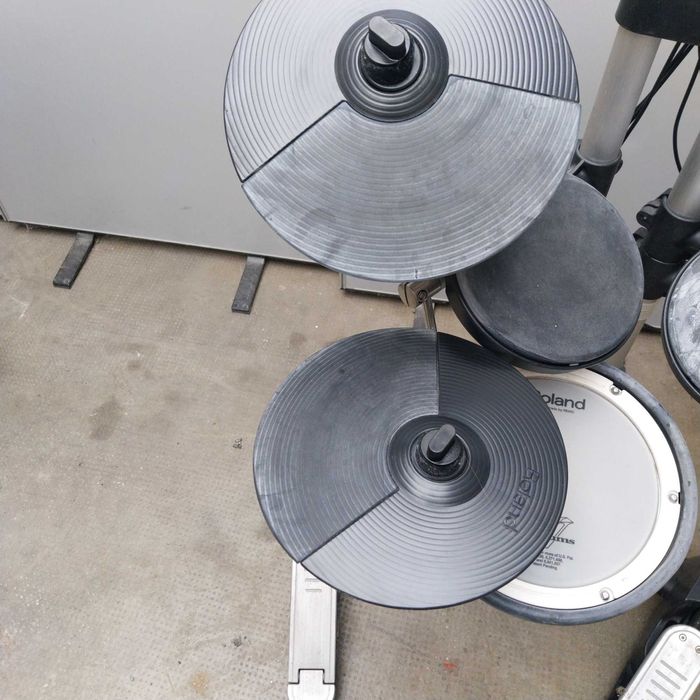 НАЙ ДОБРАТА ОФЕРТА Електронни барабани Roland HD-1