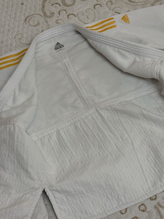 Кимоно для дзюдо