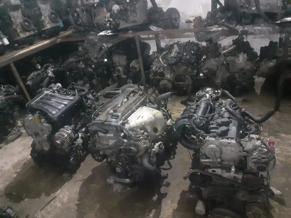 Продам двигатель Тойота 2.4 л