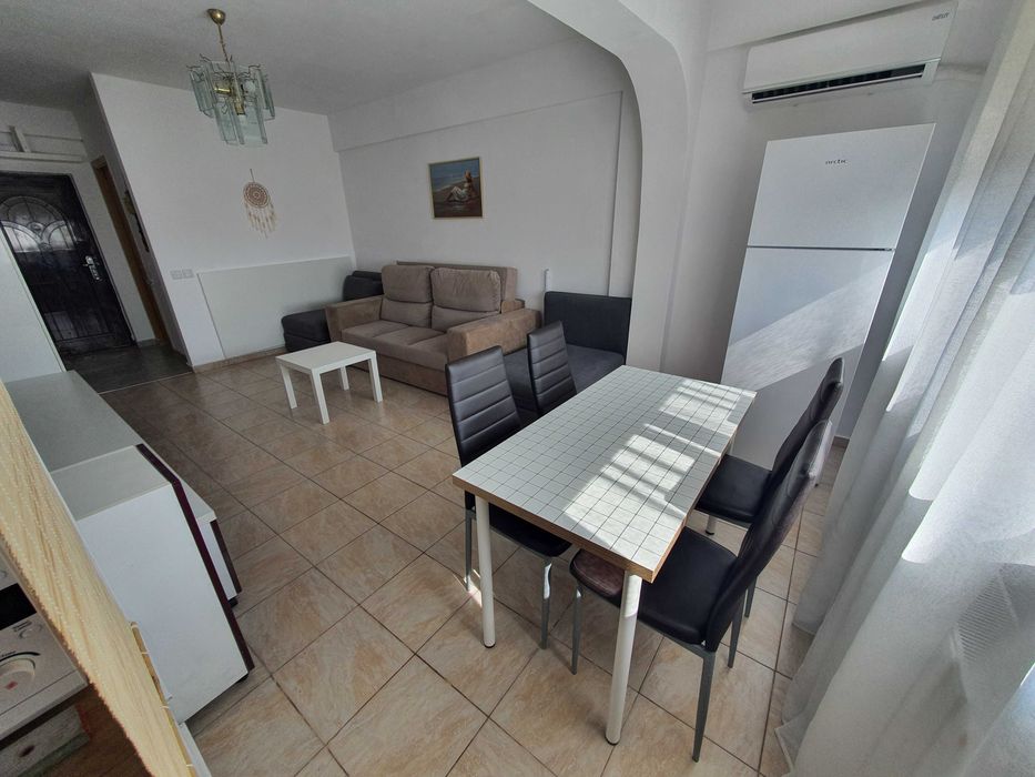 garsoniera de inchiriat