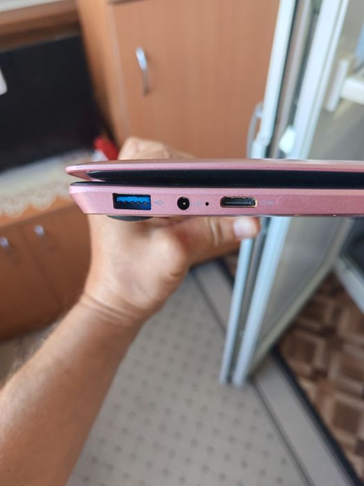 Laptop, notebook, ultrabook myria