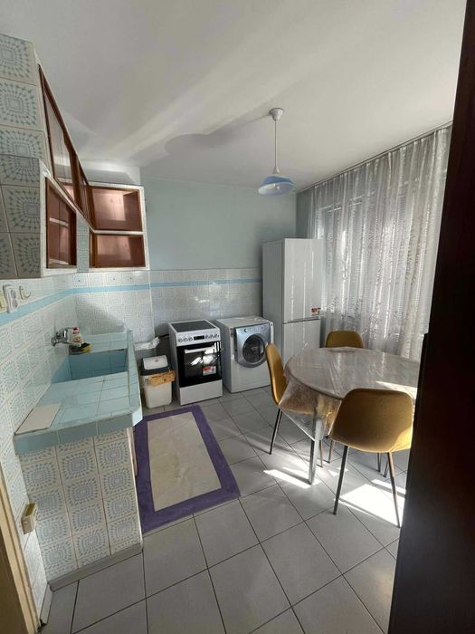Дава се под наем Тристаен апартамент в Ловеч, Вароша - 100 кв.м за 353.94 € - Снимка #7