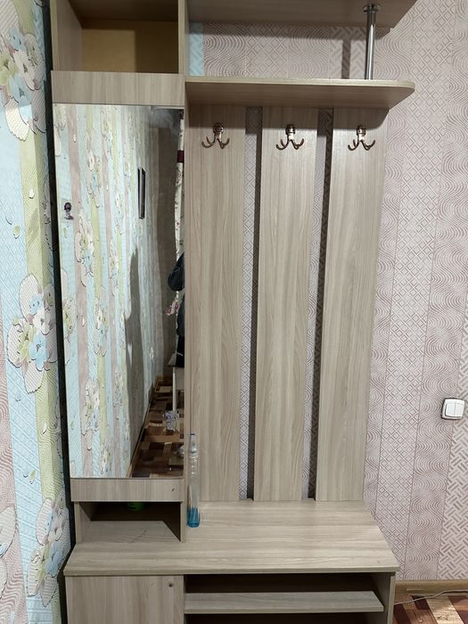 Срочно продам прихожку