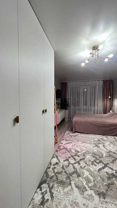 Продам 3 комнатную на Маресьева