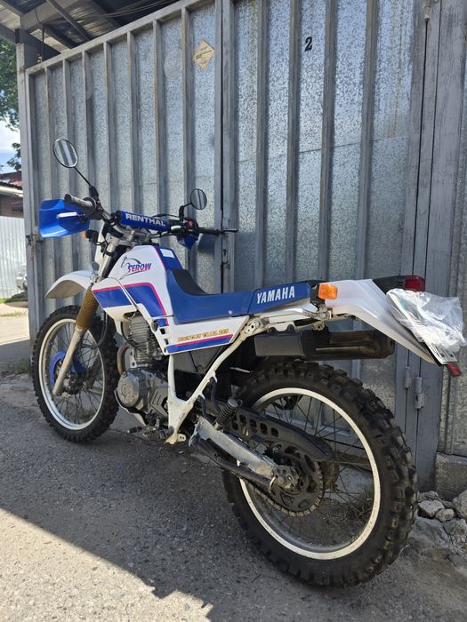 Yamaha Serow XT225 Эндуро.