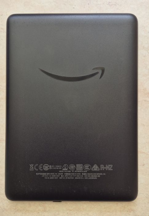 E-book Amazon Kindle Gen 10  + Husă Cadou (Urme de uzură)