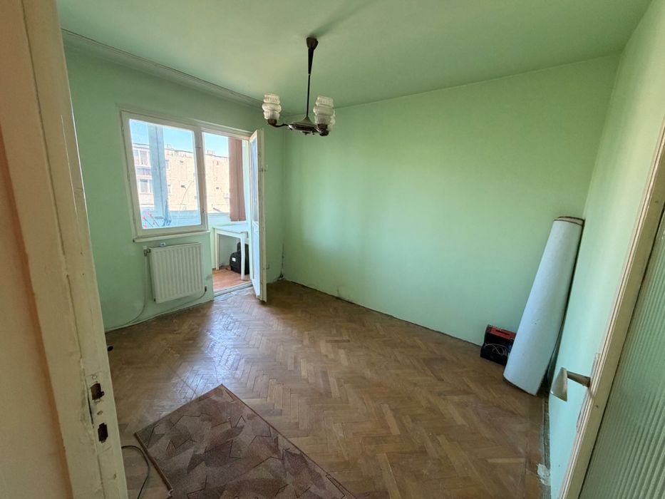 Proprietar vand apartament
