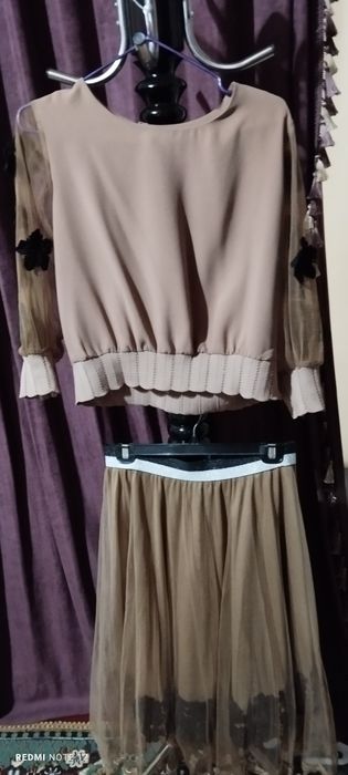 Нарядные платья вечерние